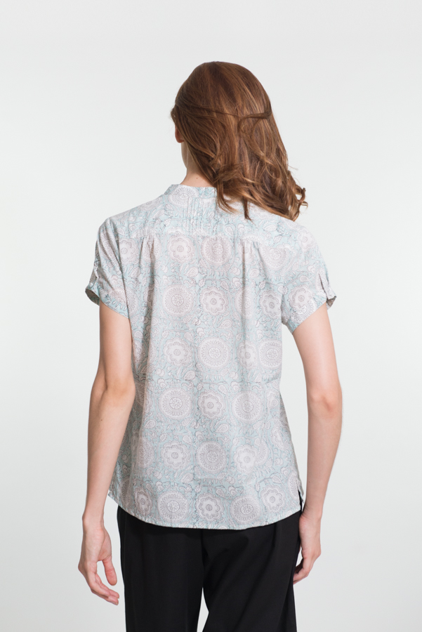 Spicy Top - Light Blue Flower Block Print