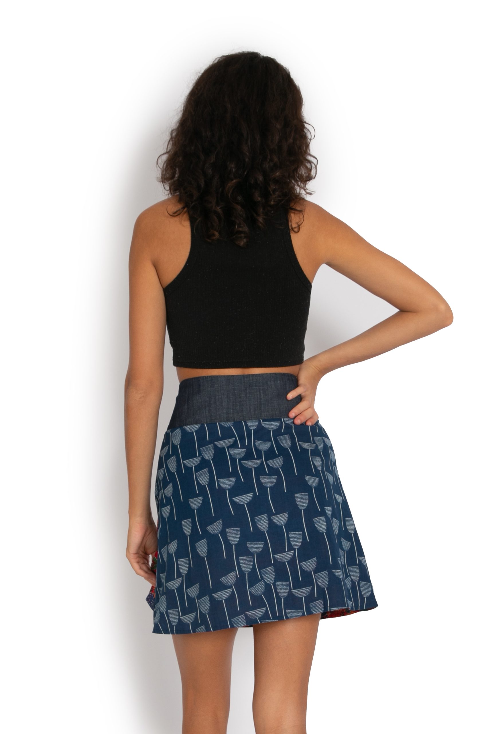New Energy Reversible Skirt Short - Navy Tulips / Red Secret Garden - Image 3
