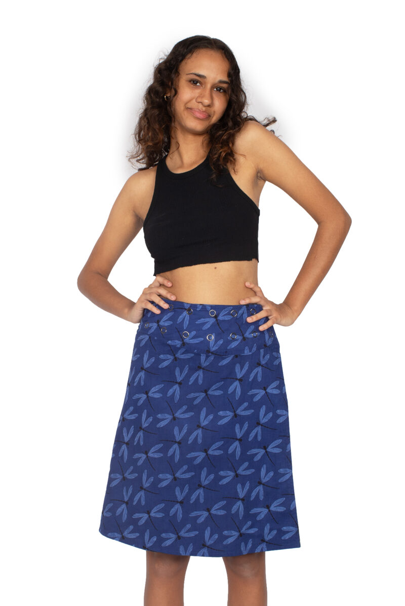 Om Designs-NEW ENERGY REVERSIBLE SKIRT SHORT
- BEIGE CROCODILES / BLUE FISH main image 1