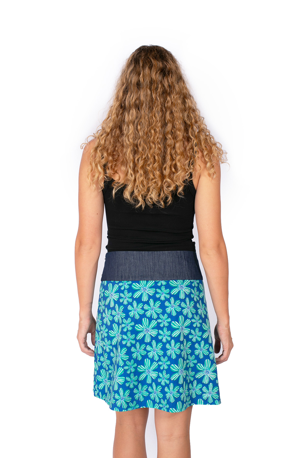 New Energy Reversible Skirt Short - ABSTRACT BLACK / DAISY MARINE - Image 4