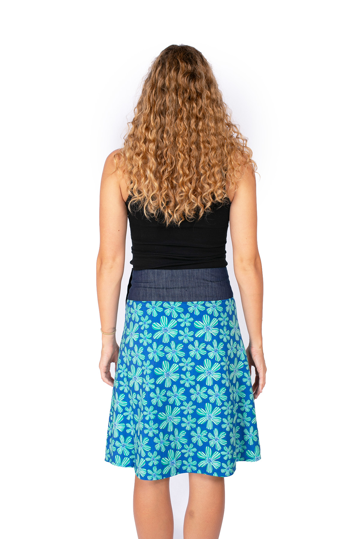 New Energy Reversible Skirt Long - DAISY MARINE / ABSTRACT BLACK - Image 2