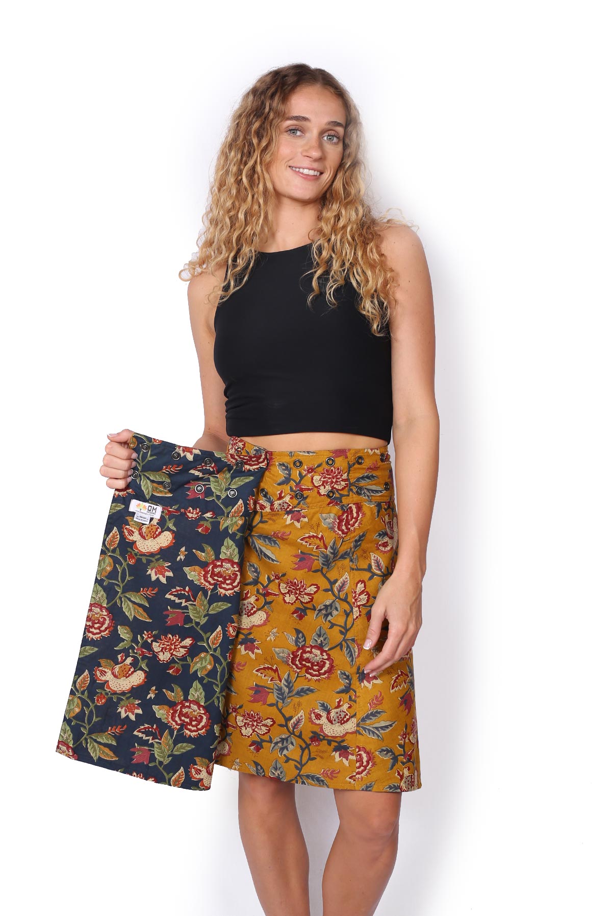 Chameleon Reversible Skirt - MUSTARD FLORALS / NAVY FLORALS - Image 3